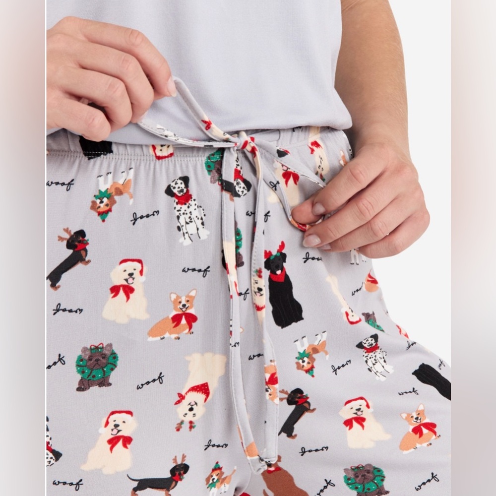 NWT Grey Holiday Dogs Pattern PJ Lounge Pants Size Medium - Picture 2 of 9